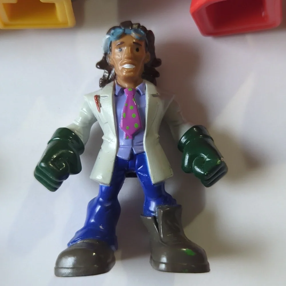 Lot Of 5 Transformers Rescue Bots Doc Green Cody Burns Bumblebee Heatwave Blades - Picture 3 of 15